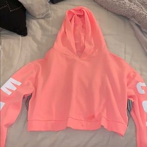 cropped hoodie